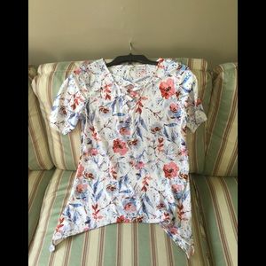 ❤️NY Collection Floral Top.  Size S.